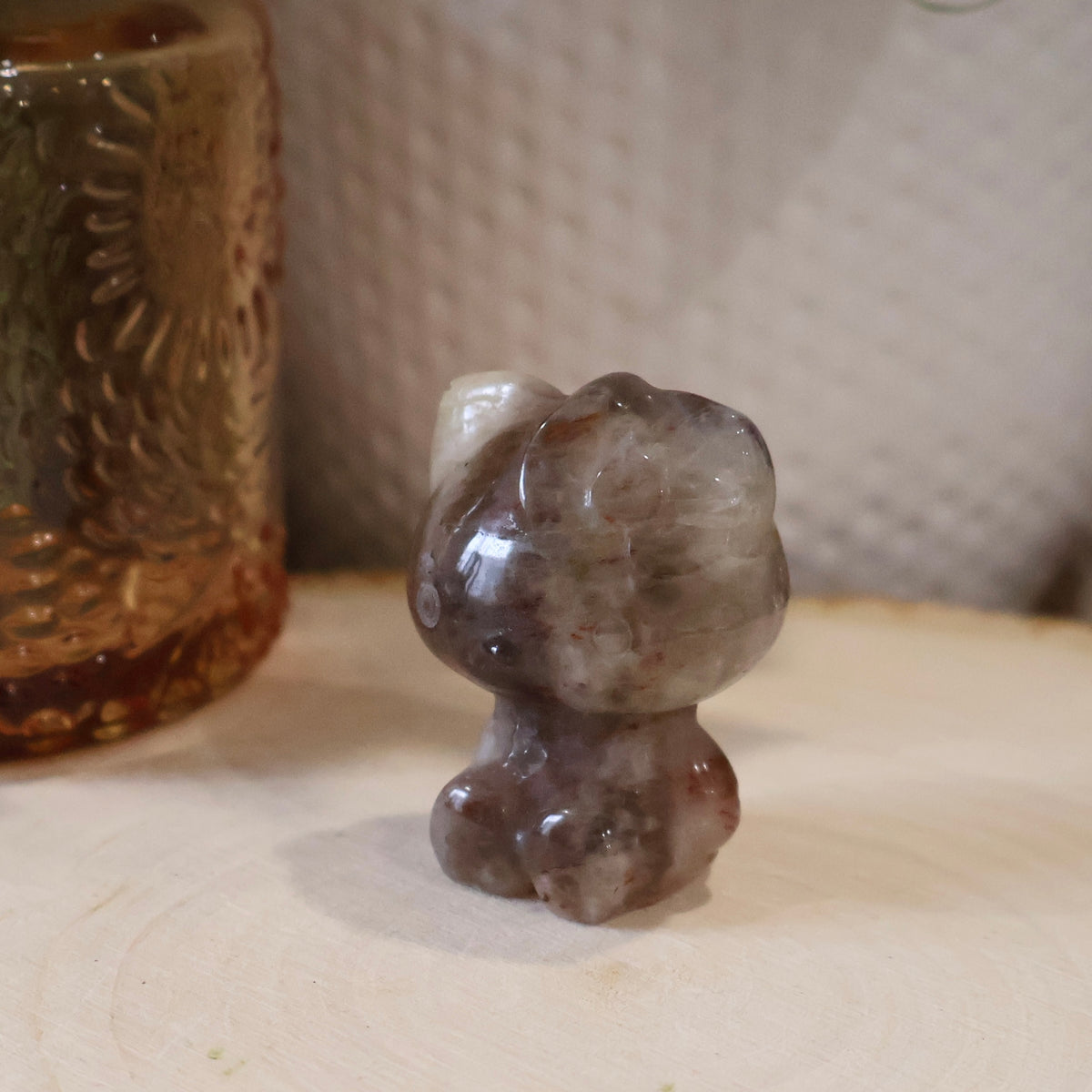 Fire Quartz - Kitty Carving