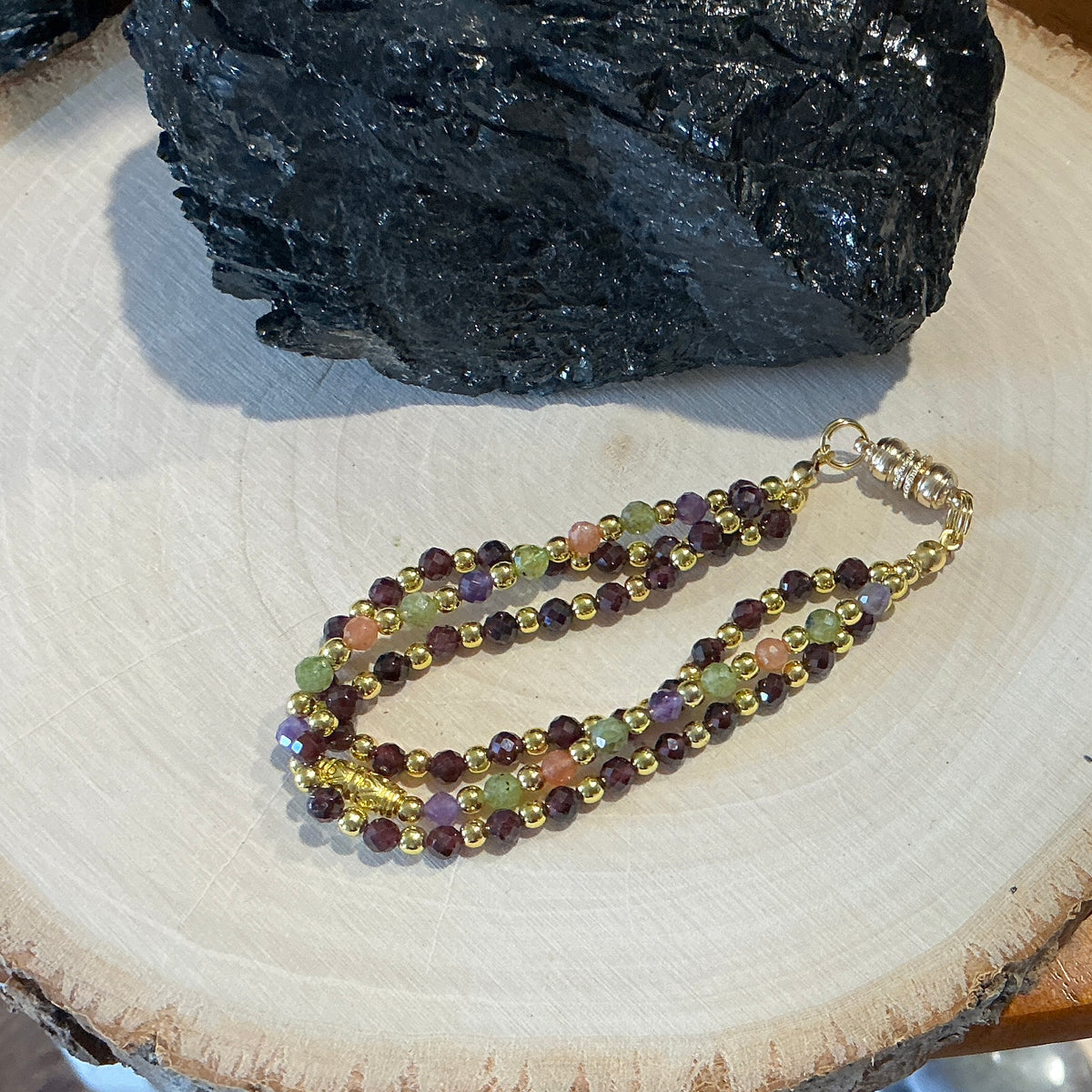 Bracelet - 4mm Faceted Garnet, Peridot, Sunstone, & Amethyst beads / Magnetic clasp