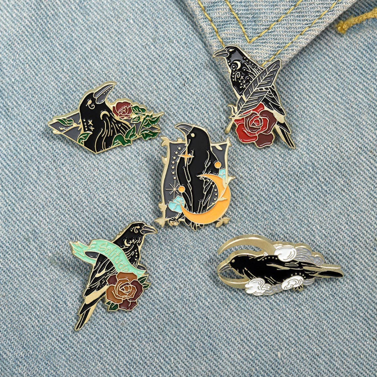 Pinori - Raven Mystique Metal Enamel Pin: XZ3032
