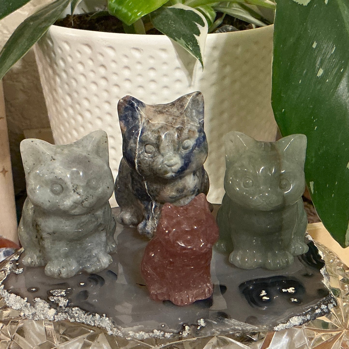 Crystal Cat Carving