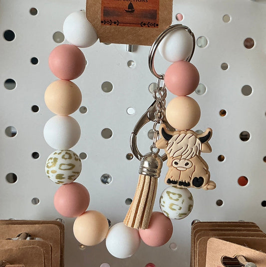 Highland Cow Wristlet Keychain