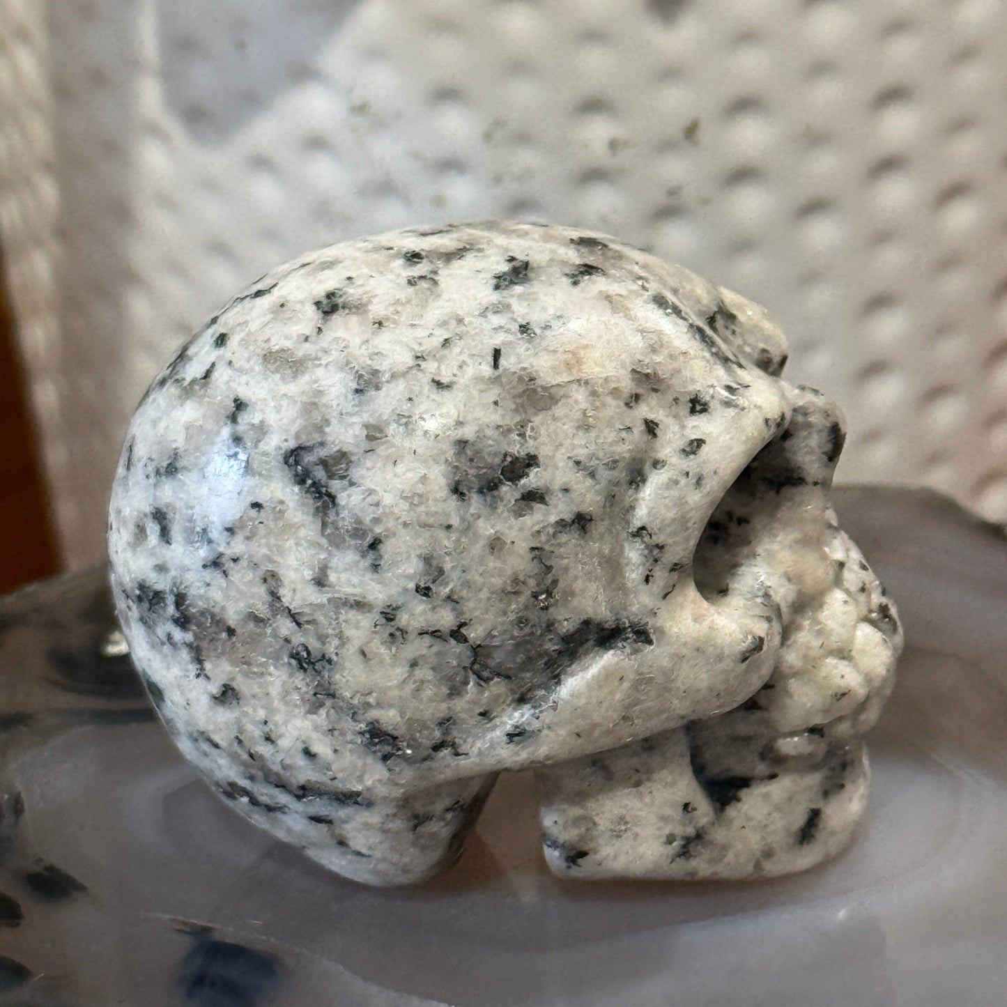 Skull Figurines – Crystal Carvings: Medium