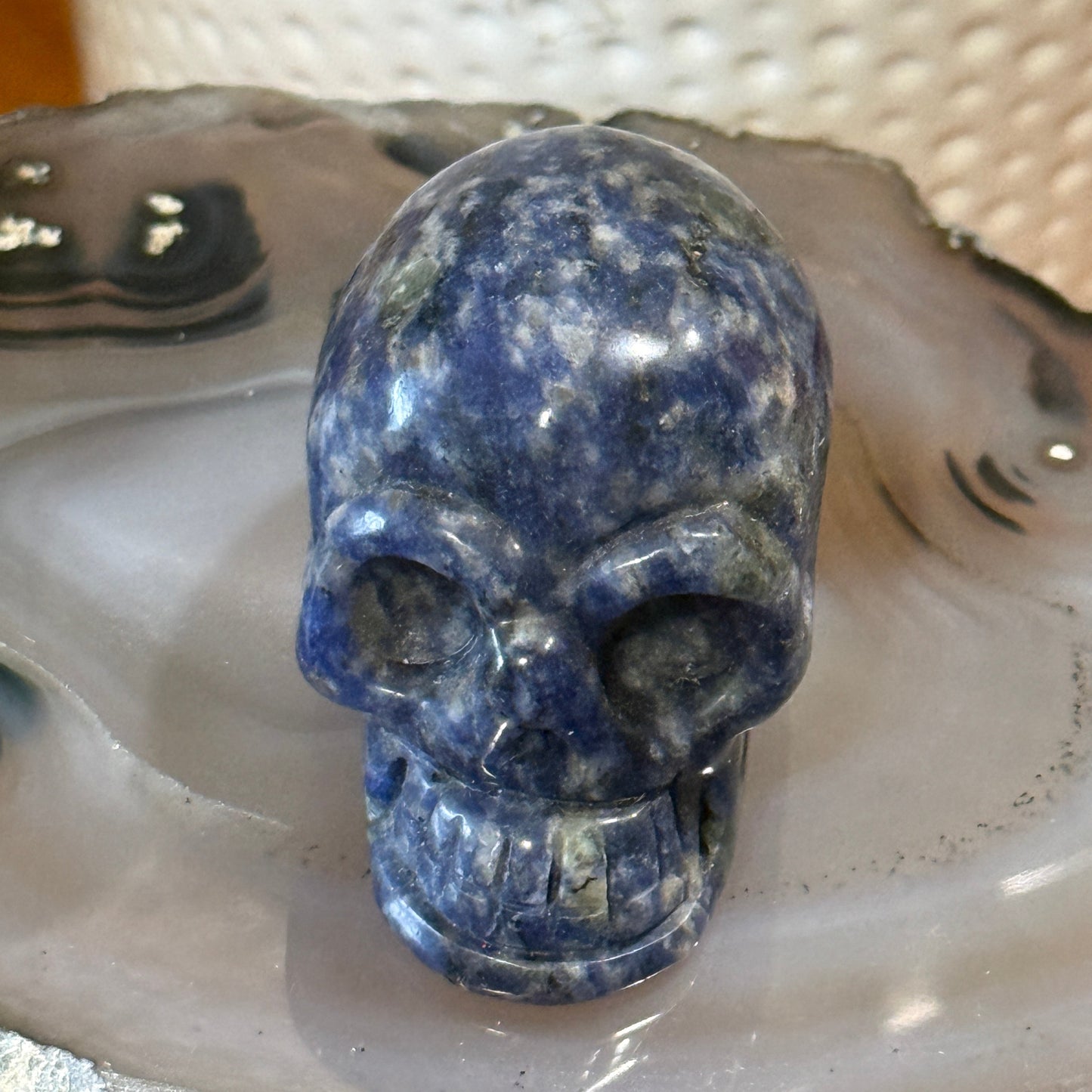 Skull Figurines – Crystal Carvings: Medium