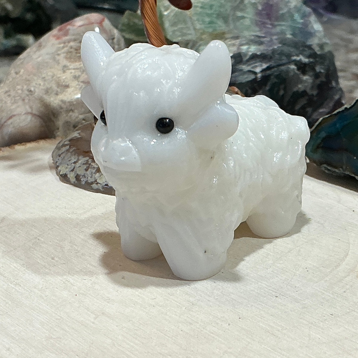 Highland Cow Crystal Carving
