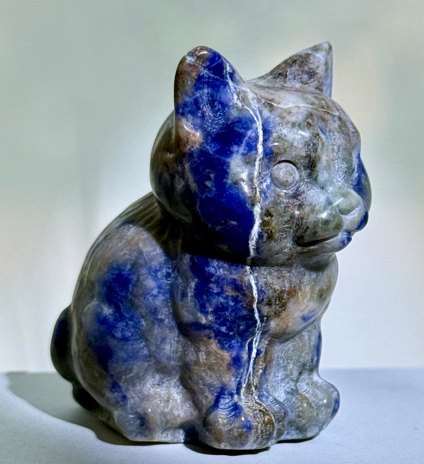 Crystal Cat Carving