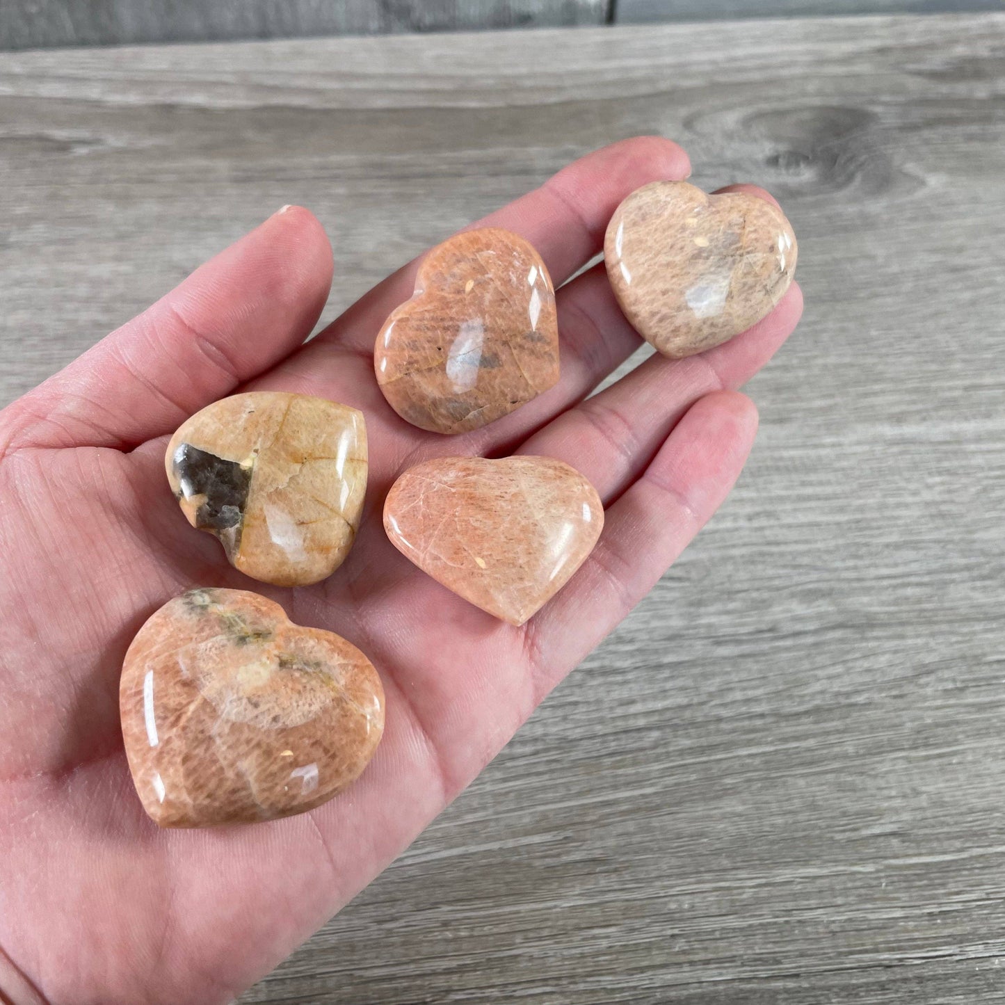 Crystal Hearts: Peach Moonstone
